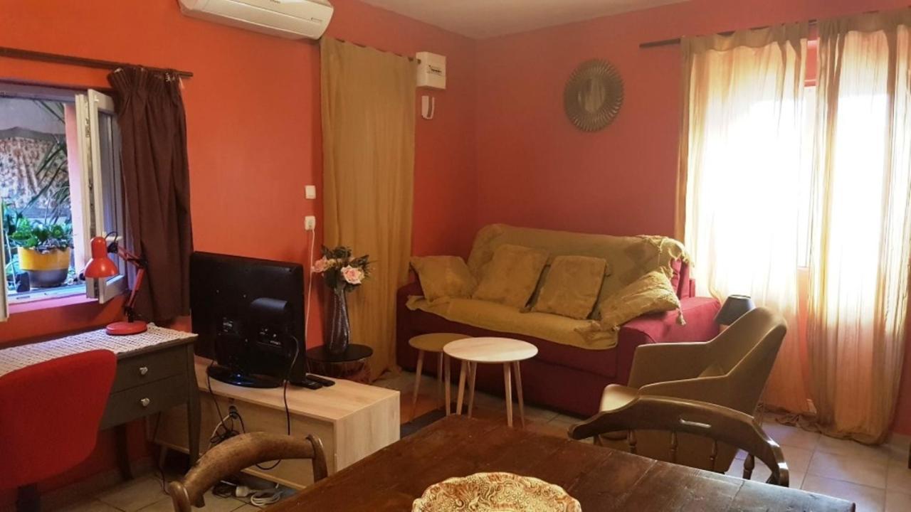 נים Petit Patio En Centre Ville מראה חיצוני תמונה